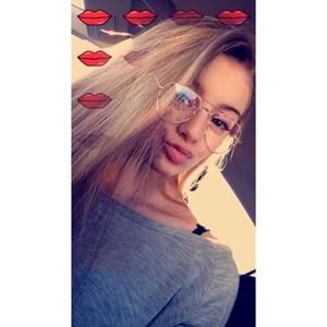 Meet your Posher, Shawna